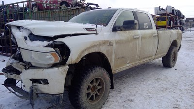 J24038, 19 Ram3500, 6.7L Diesel.jpg