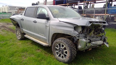 J24073, 20 Tundra, 5.7L.jpg